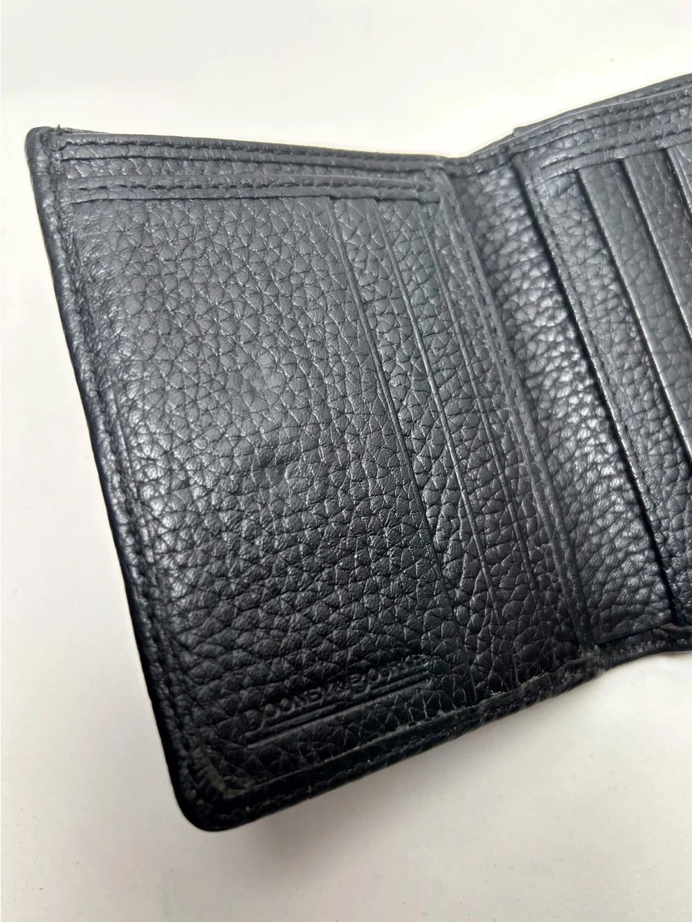 Dooney & Bourke Black Pebbled Leather Compact Trifold Wallet with Gold Plate EUC